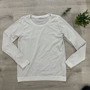 Lululemon Athletica White Fitted Sweatshirt